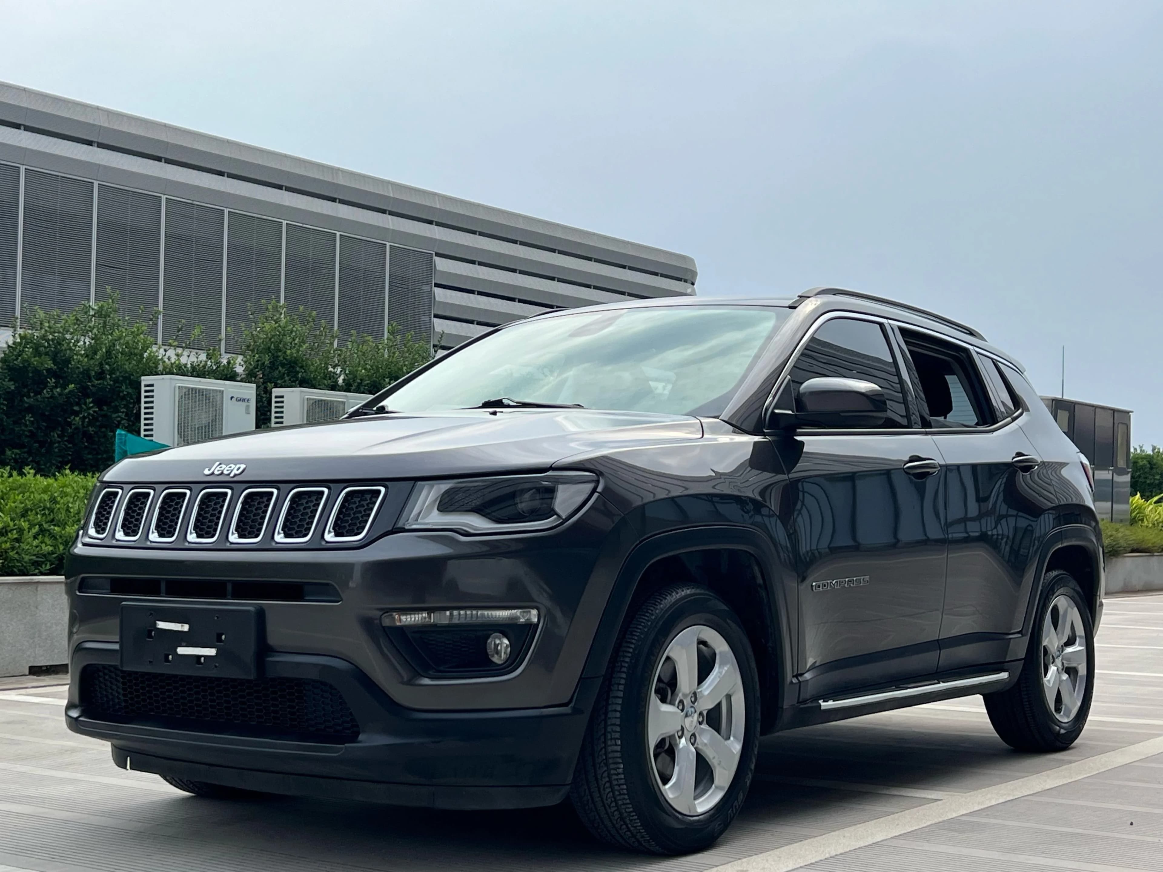 Jeep 指南者 2017 200T Auto Family Edition