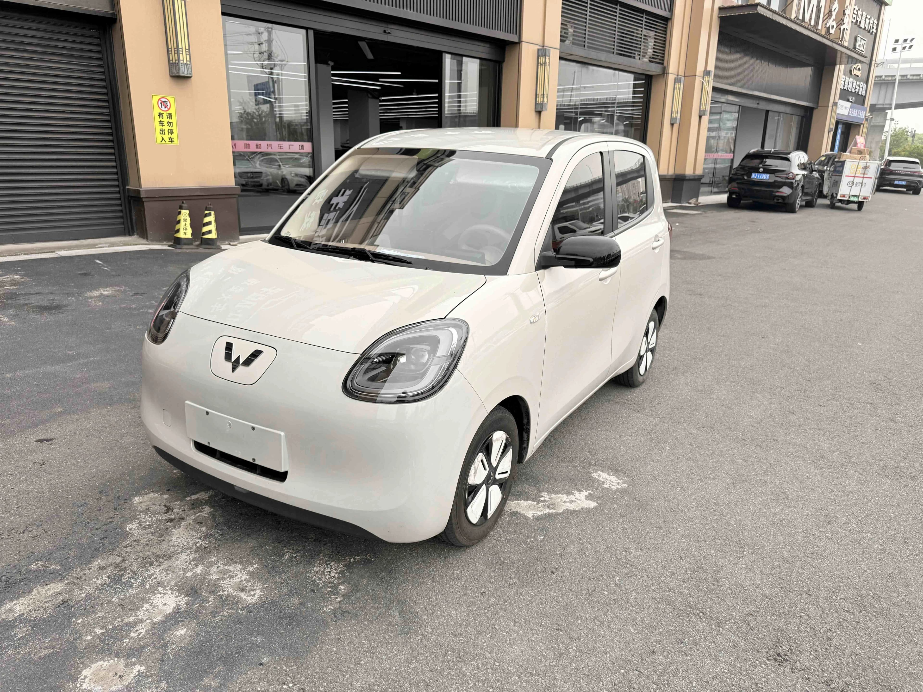 五菱汽车 宏光MINIEV 2025款 四门版 进阶款