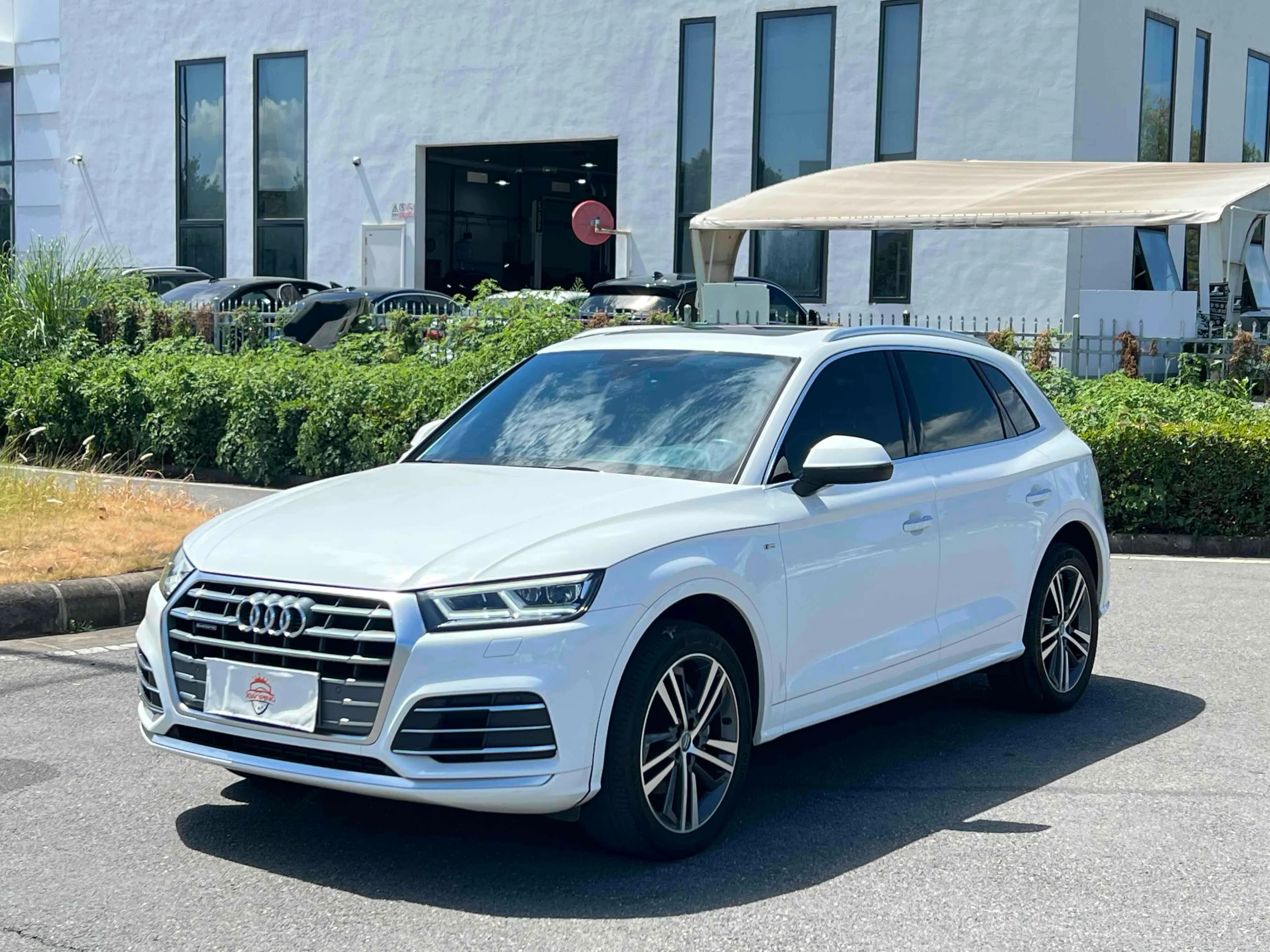 Audi Q5L 2020款 改款 40 TFSI 荣享时尚型