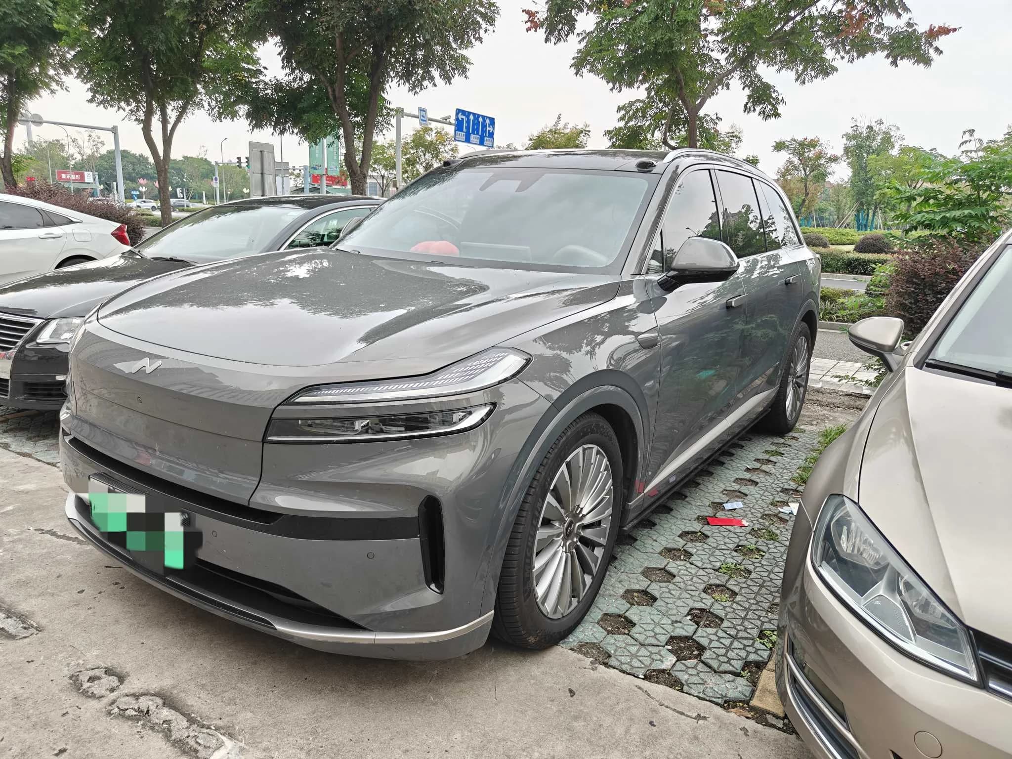 Onvo L90 2025 Max 6-Seat
