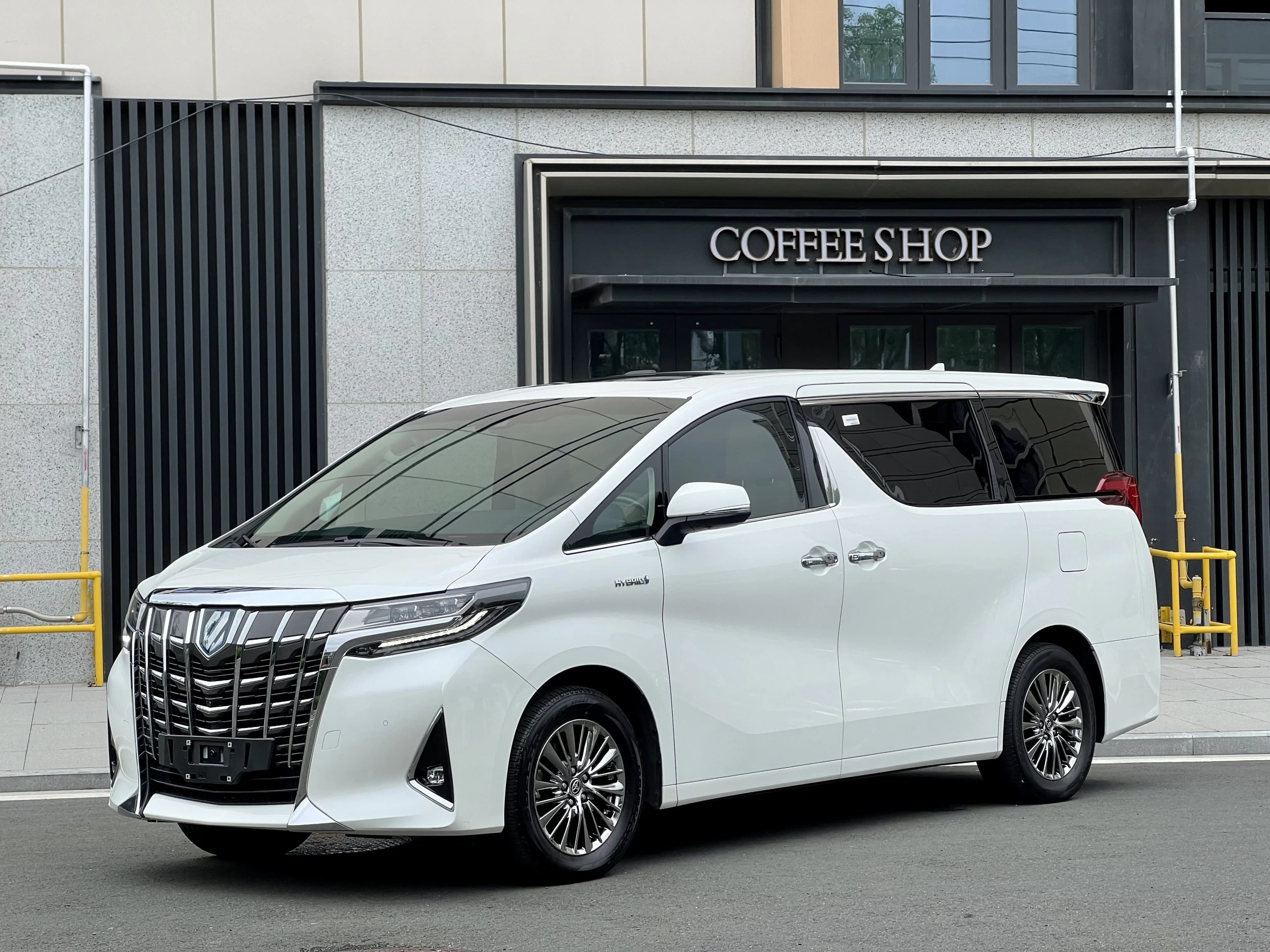 Toyota Alphard 2021 Hybrid 2.5L Premium