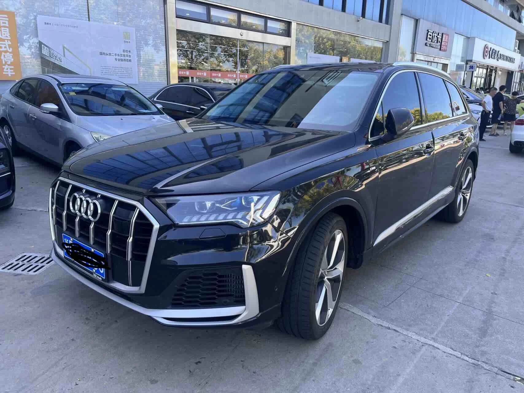Audi Q7 2023 55 TFSI quattro S Premium