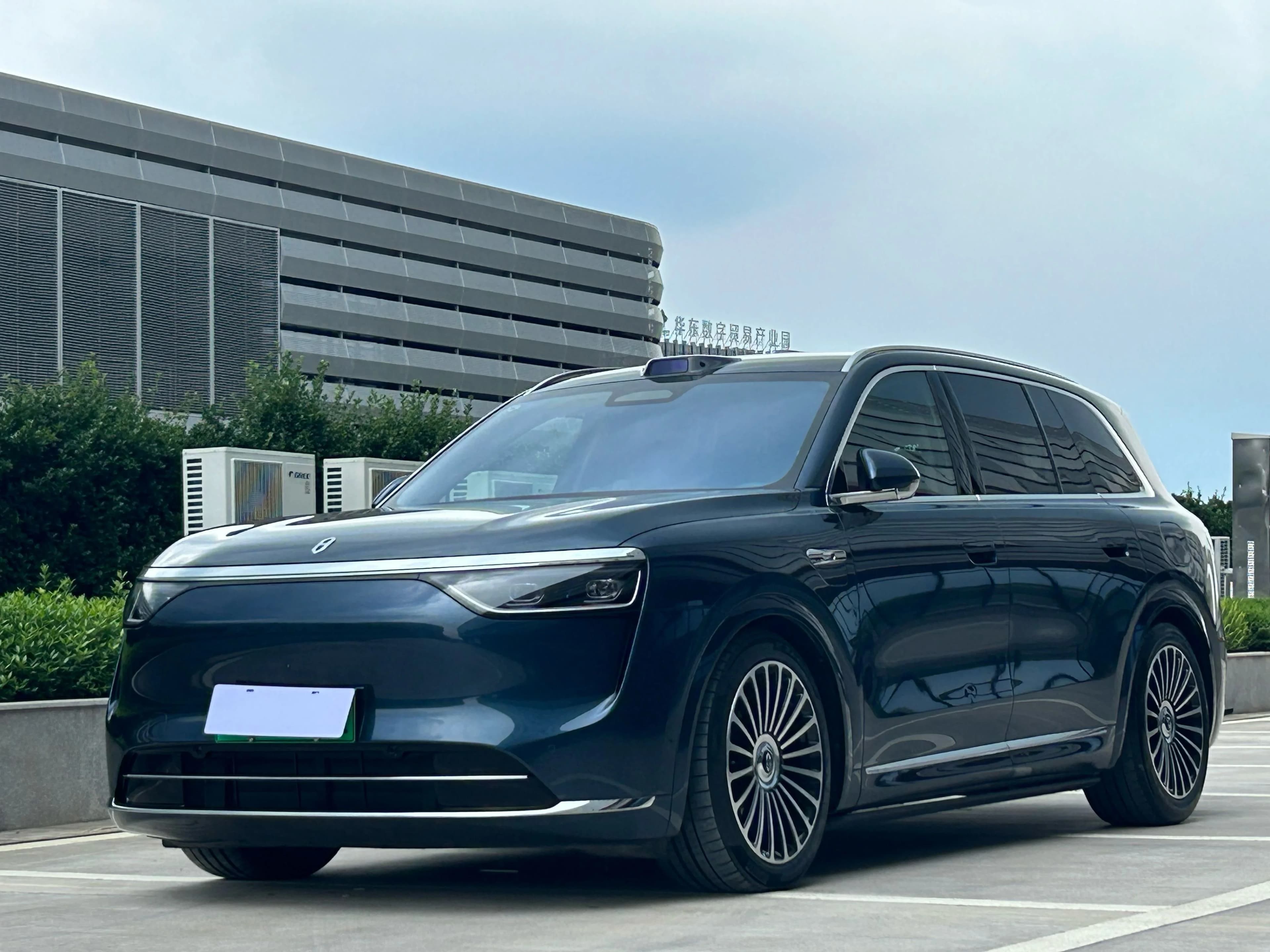 AITO M8 2025 EREV Ultra 53.4kWh 5-Seat (192Line LiDAR)