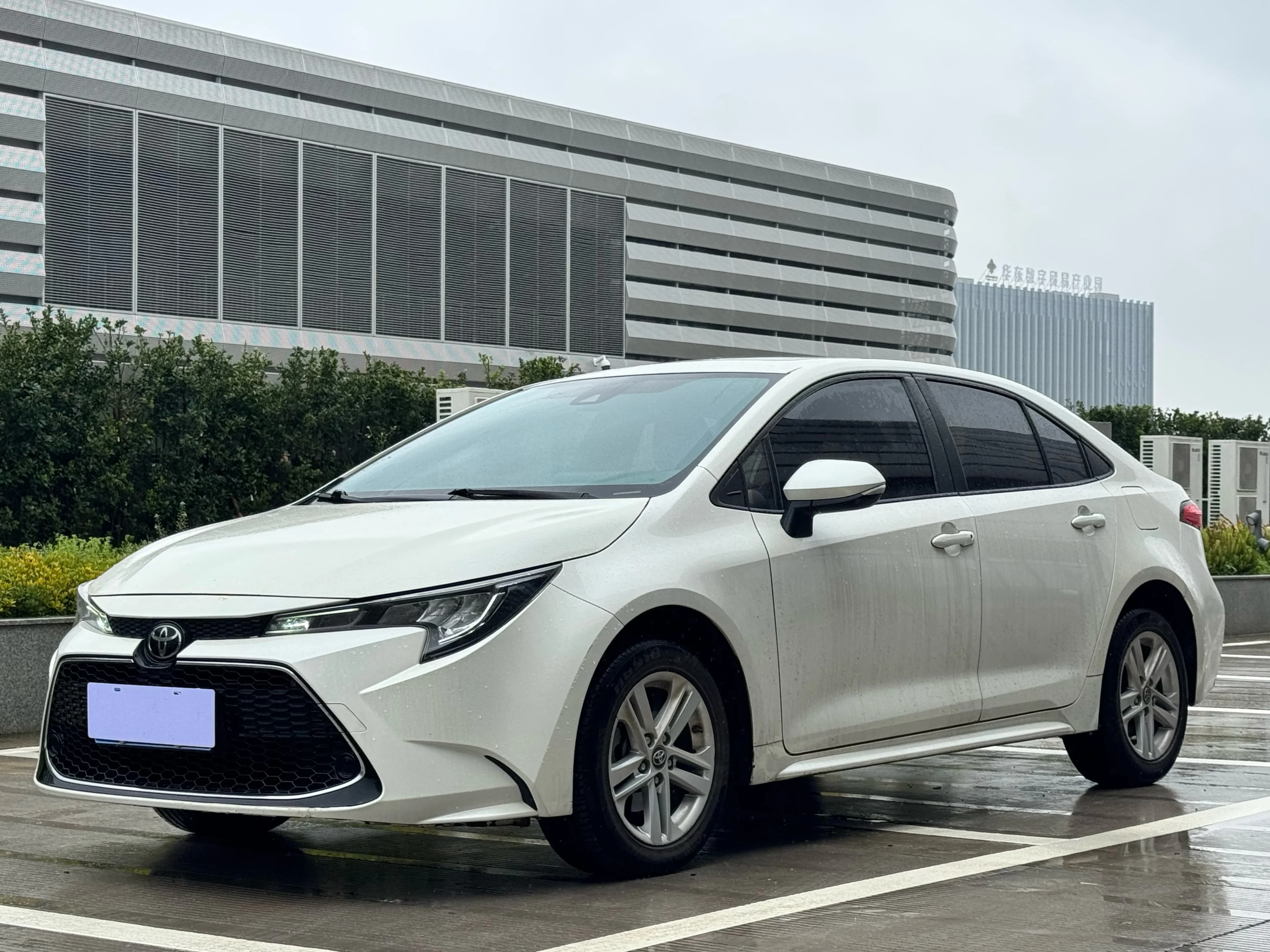 Toyota 雷凌 2019款 185T CVT豪华版 国VI