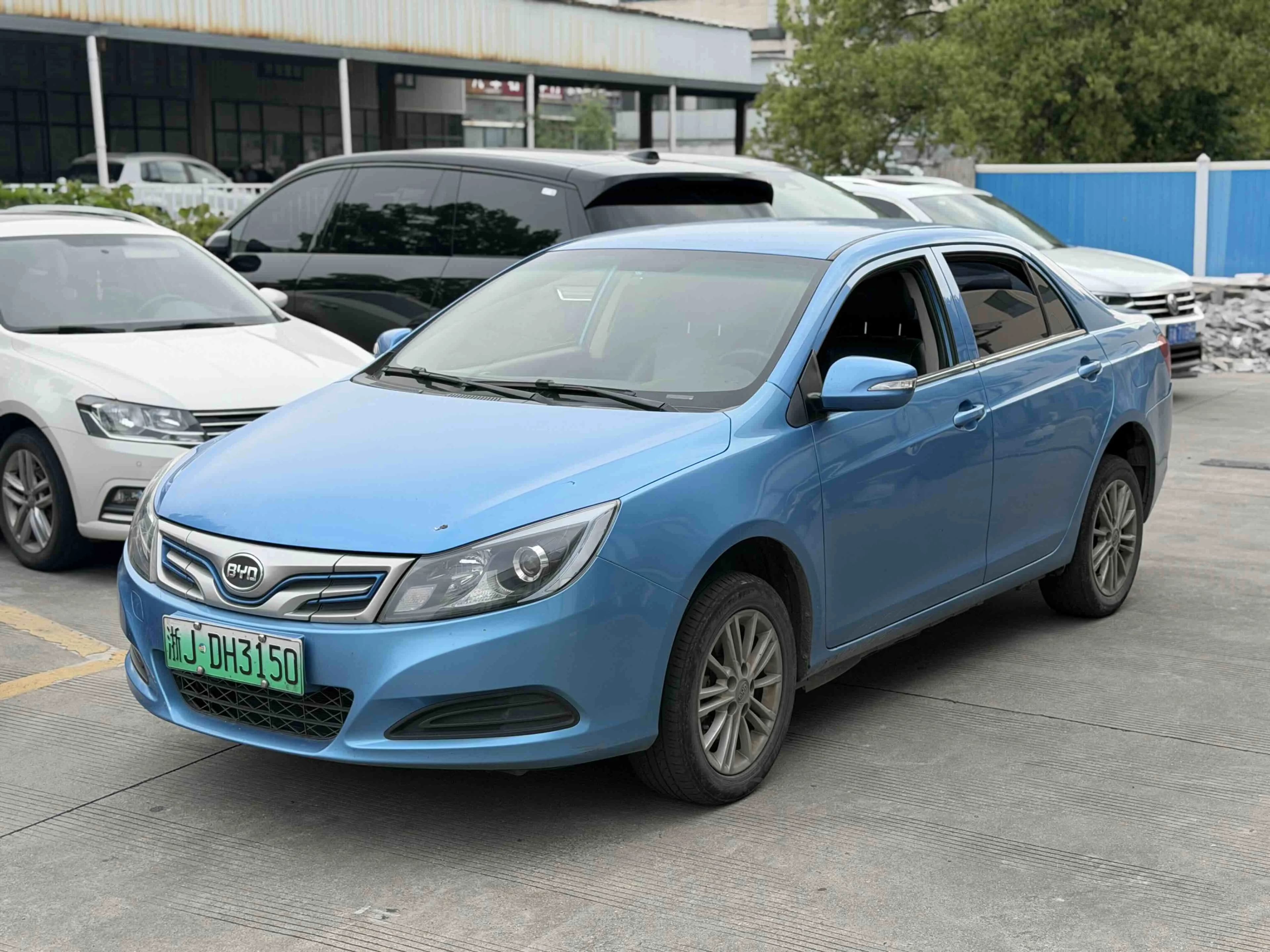 BYD e5 2018 450 Smart Connectivity Comfort Edition