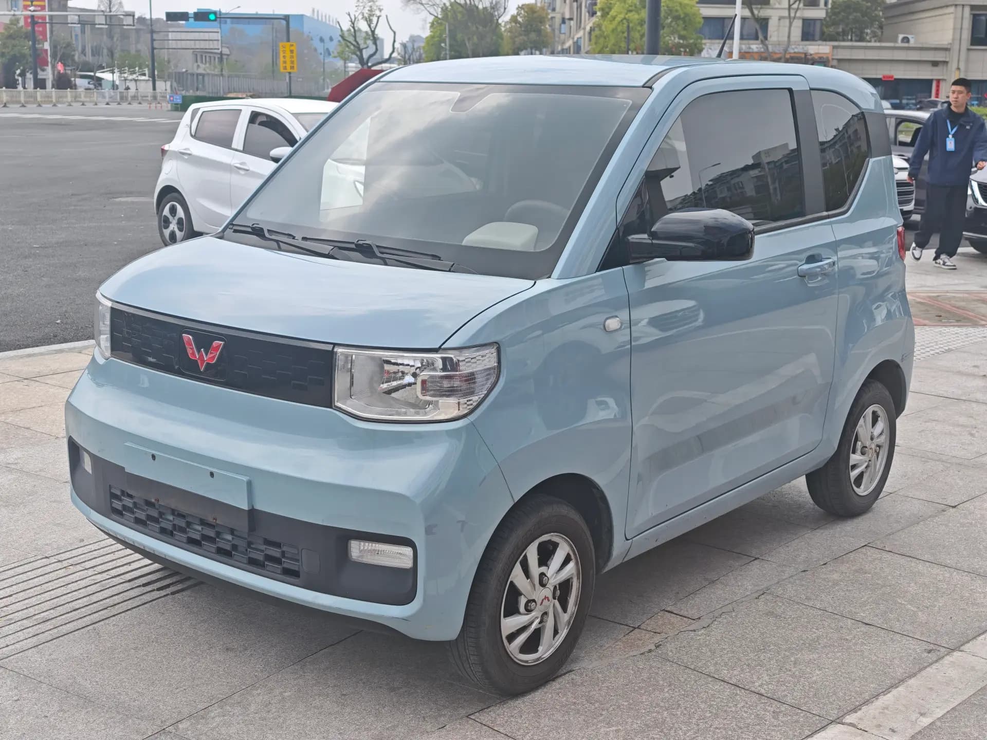 五菱汽车 五菱汽车宏光MINIEV 2022款 宏光MINI EV 马卡龙时尚款 磷酸铁锂