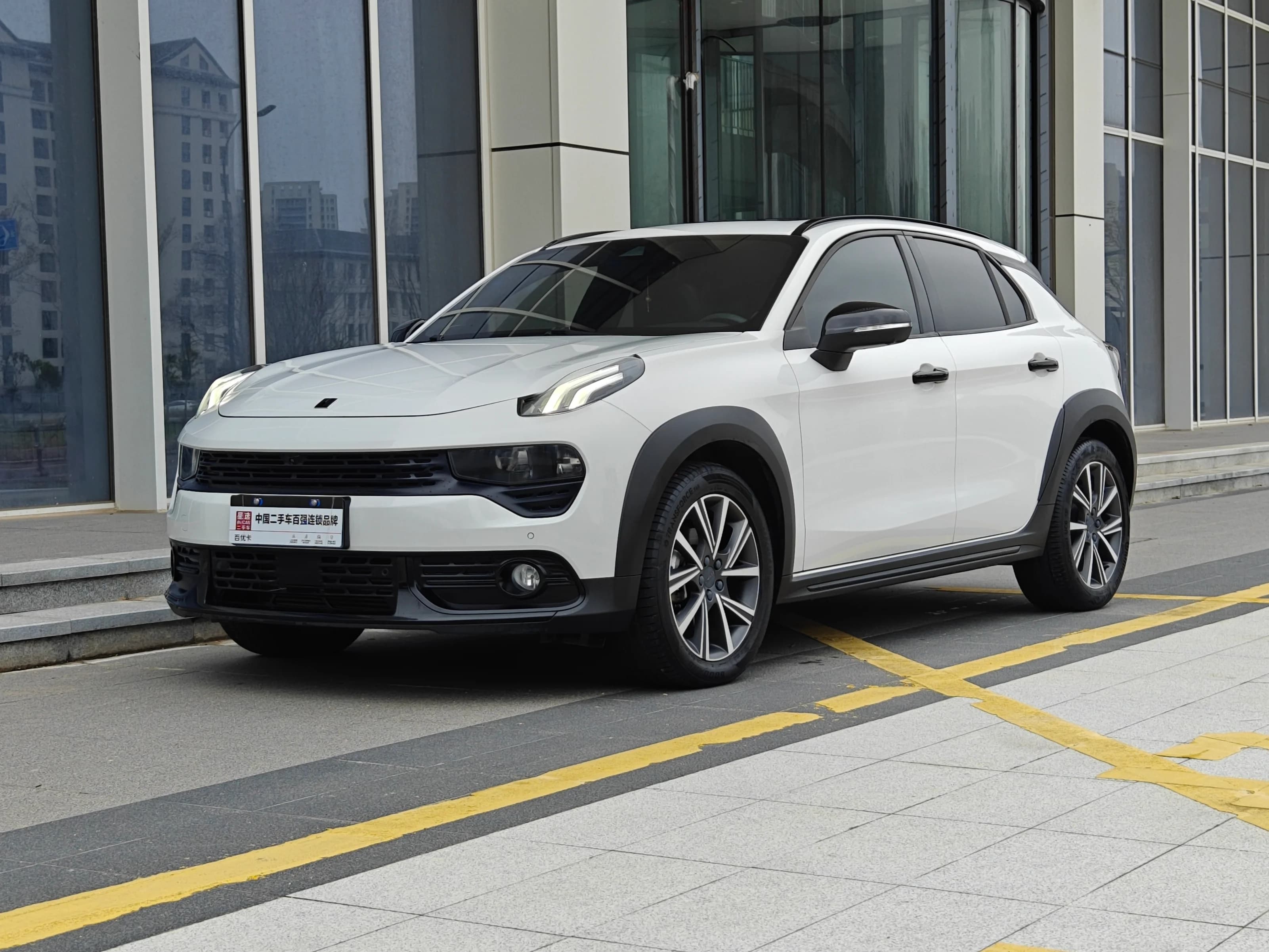 Lynk & Co 02 2021 02 1.5TD DCT Champion Ed