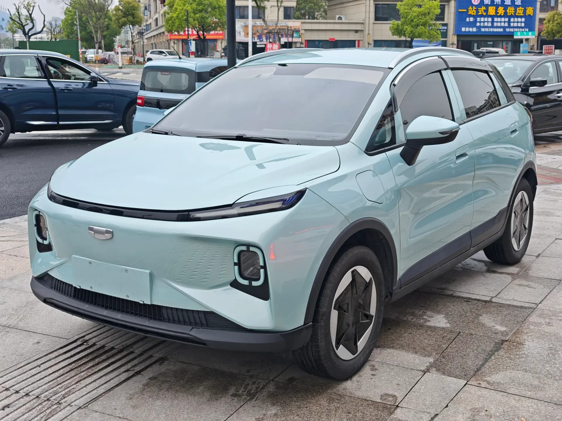 吉利几何 吉利几何E萤火虫 2024款 301km 流光