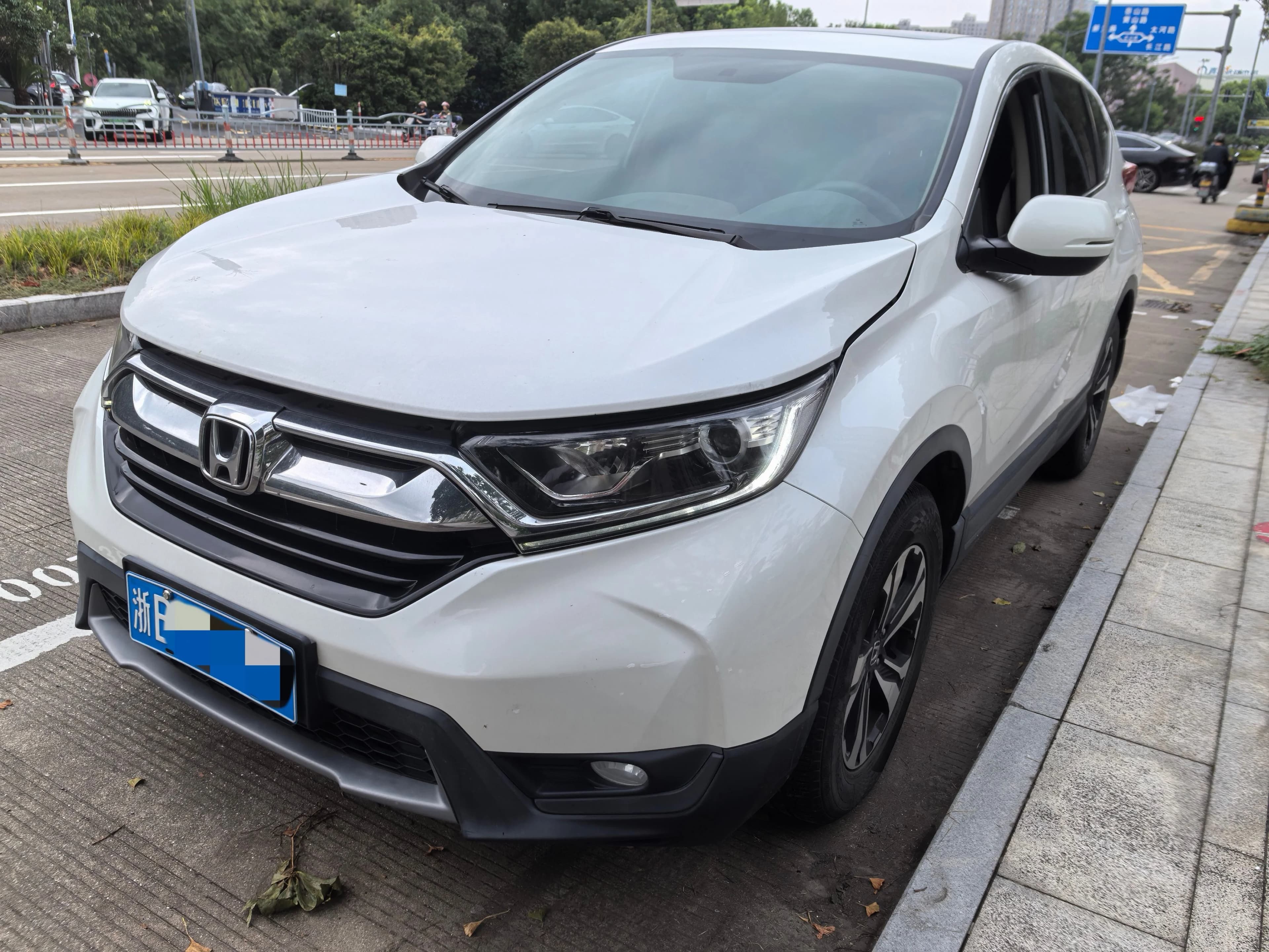 本田 CR-V 2019款 240TURBO CVT两驱舒适版 国V