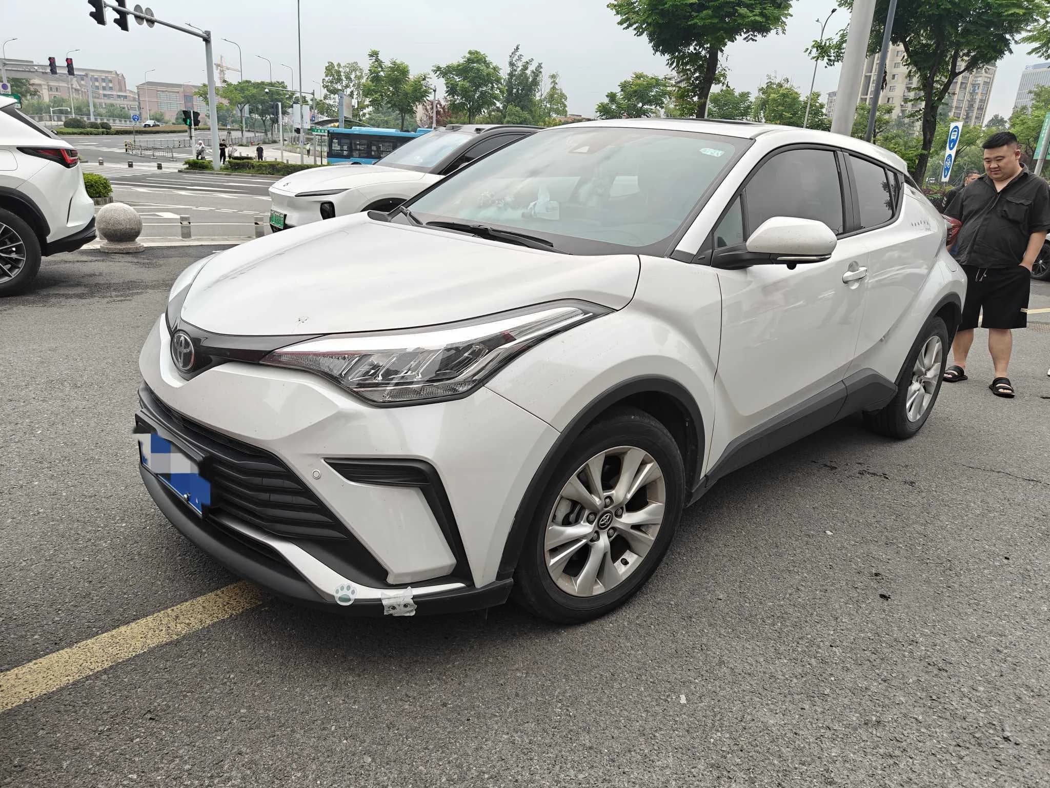 Toyota 奕泽IZOA 2021 2.0L Yi Xing