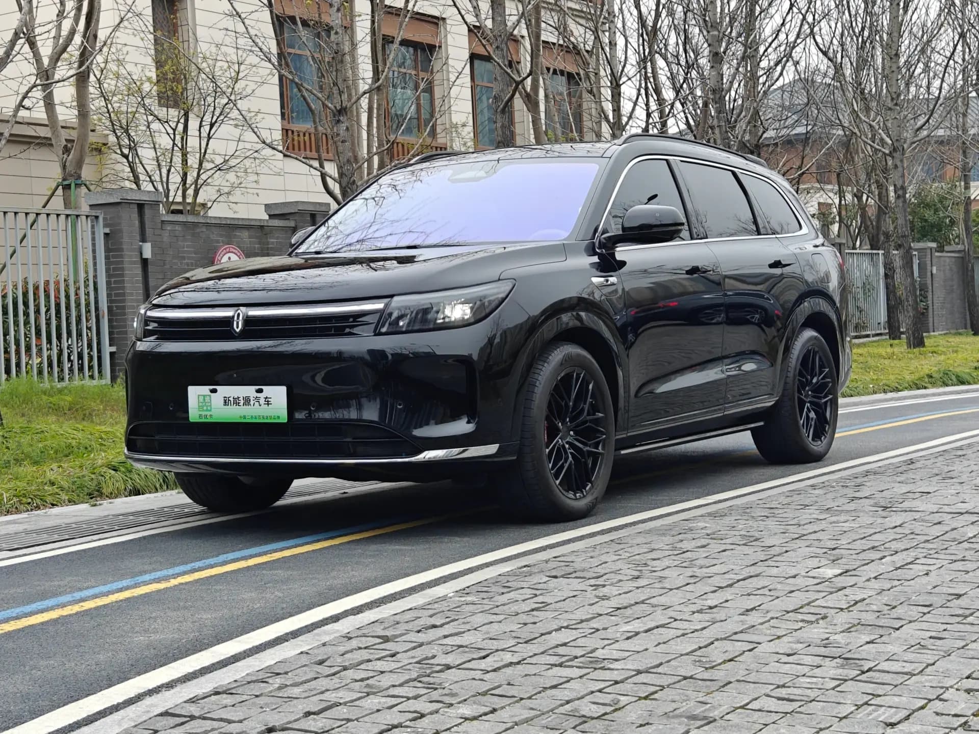 AITO AITO M7 2024 M7 1.5T Smart RWDProEd 6-seat