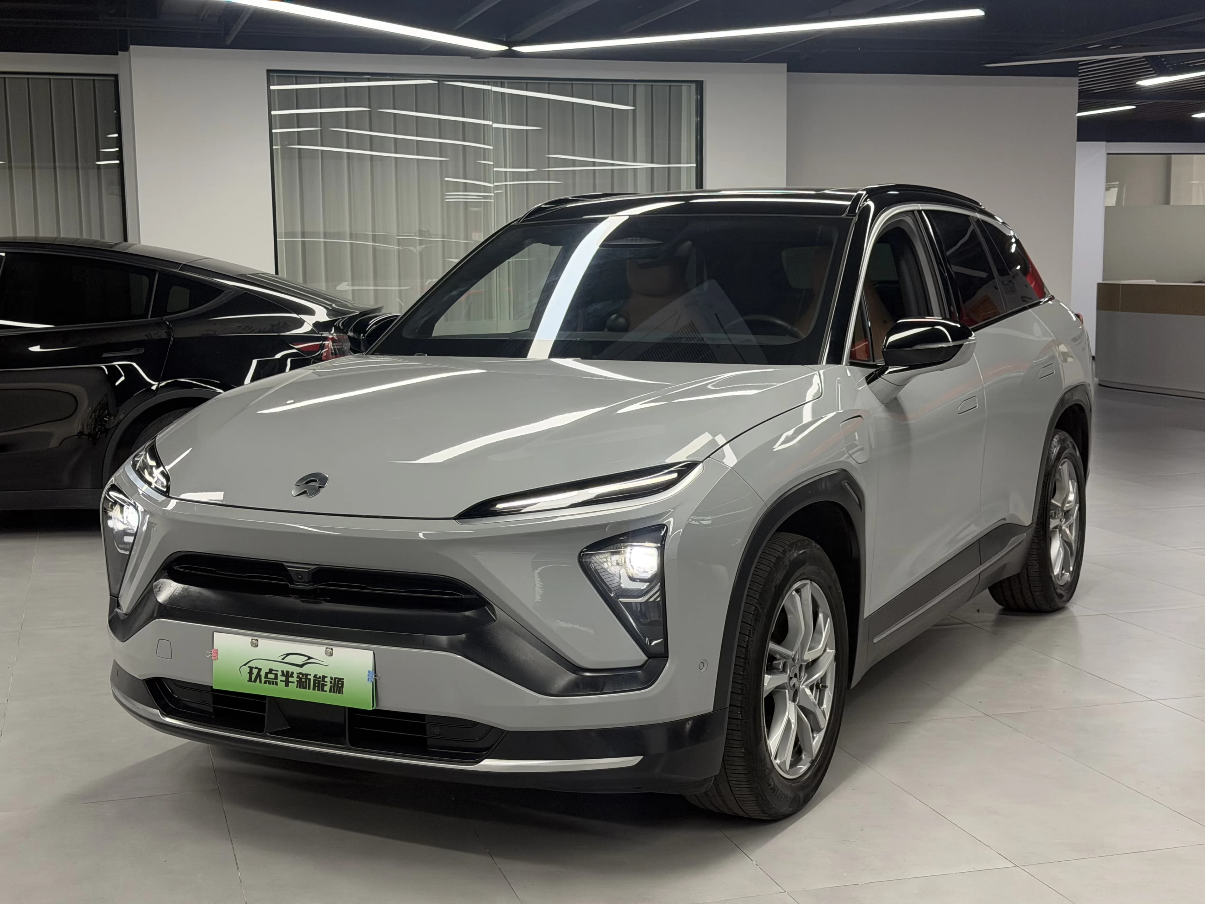 蔚来 ES6 2020款 420KM 运动版
