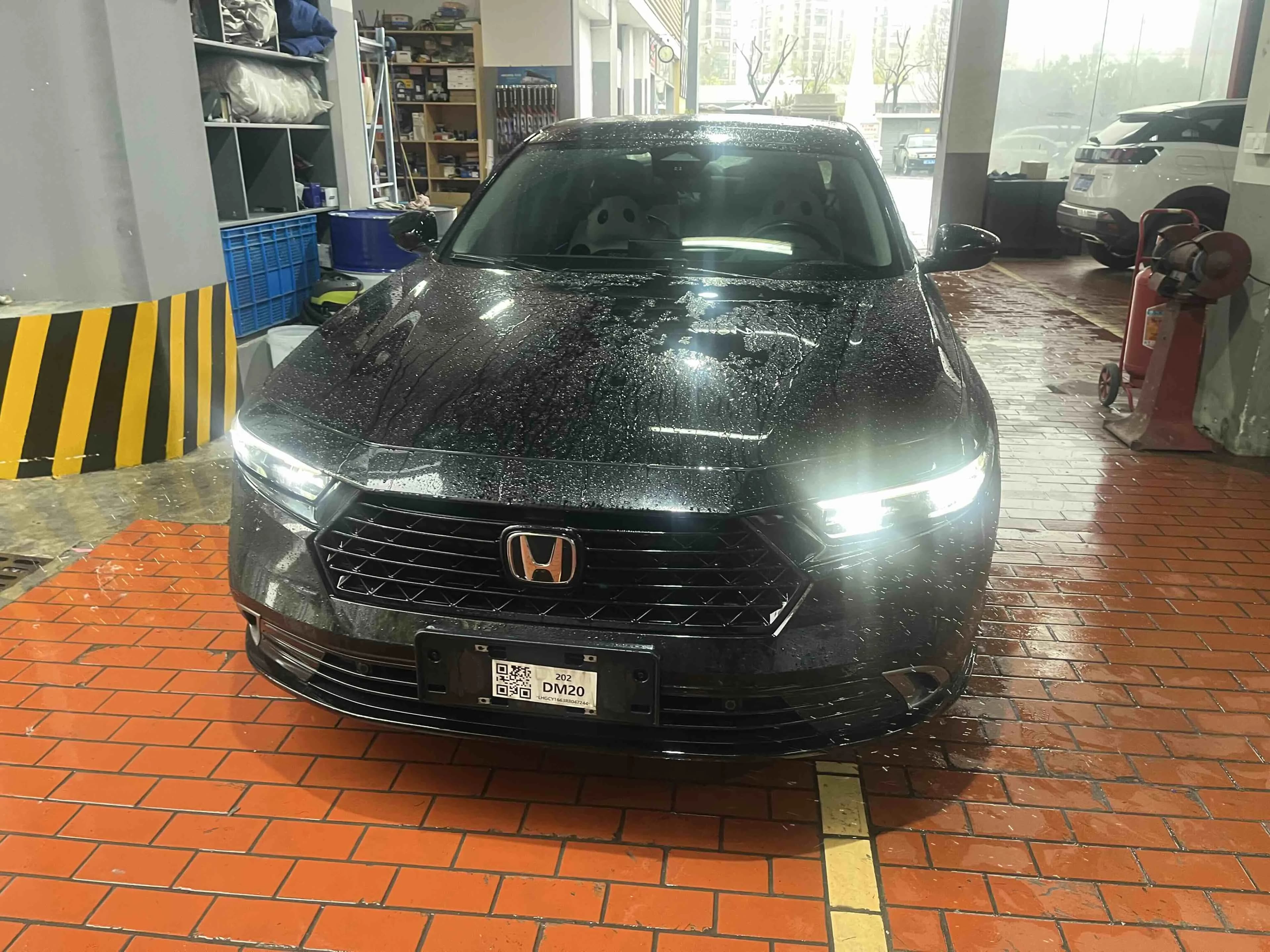 Honda 雅阁 2023款 260TURBO 卓越版