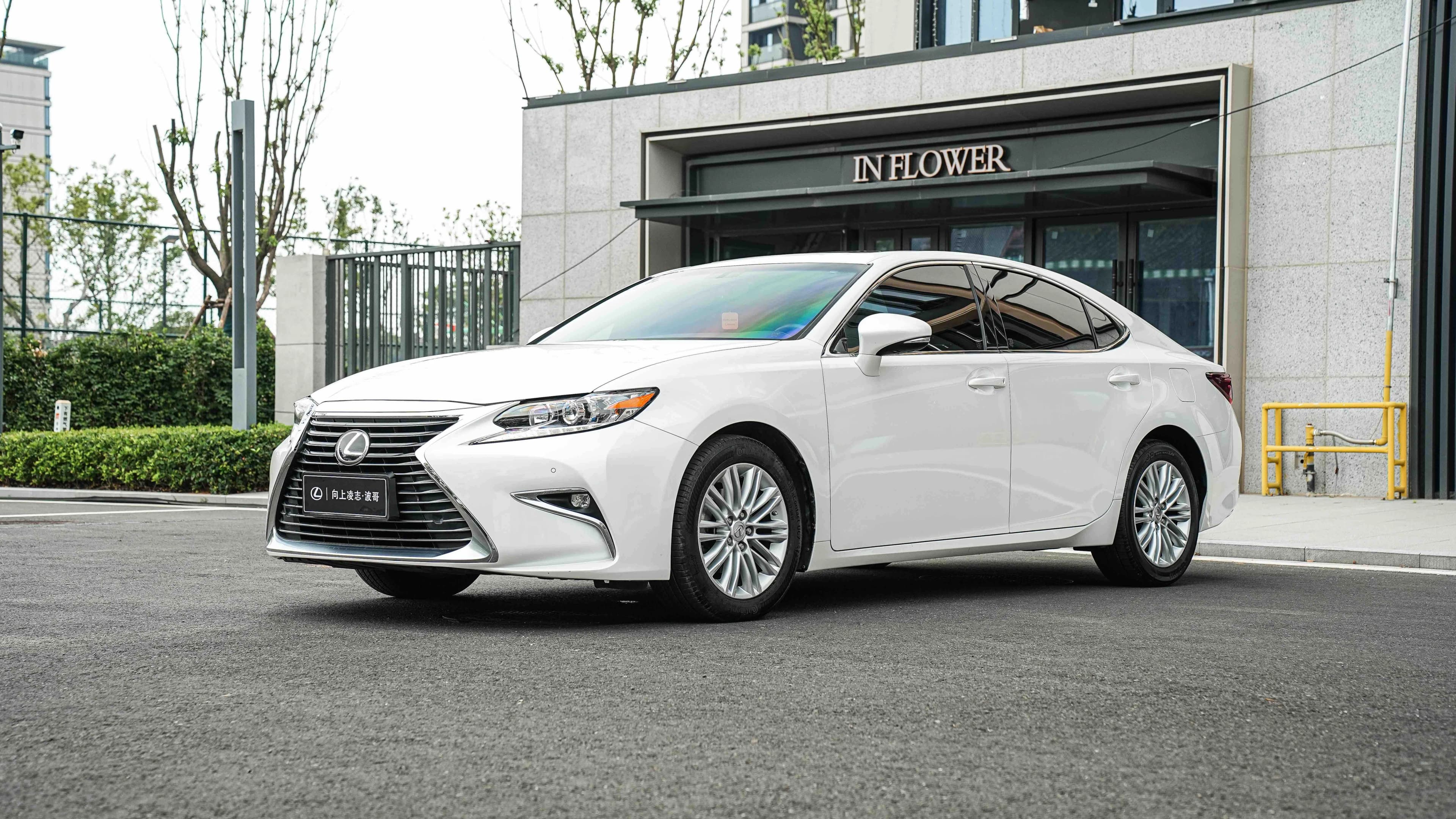 Lexus ES 2015 200 Elite