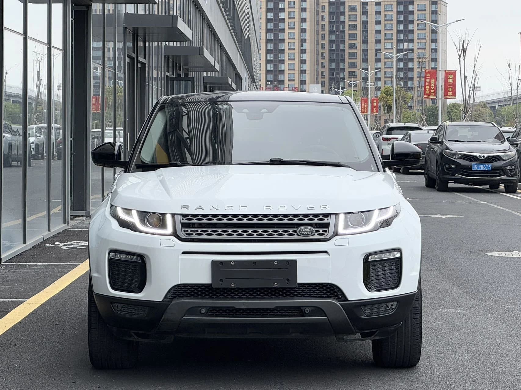 Land Rover Range Rover Evoque 2018 240PS SE Smart Shine