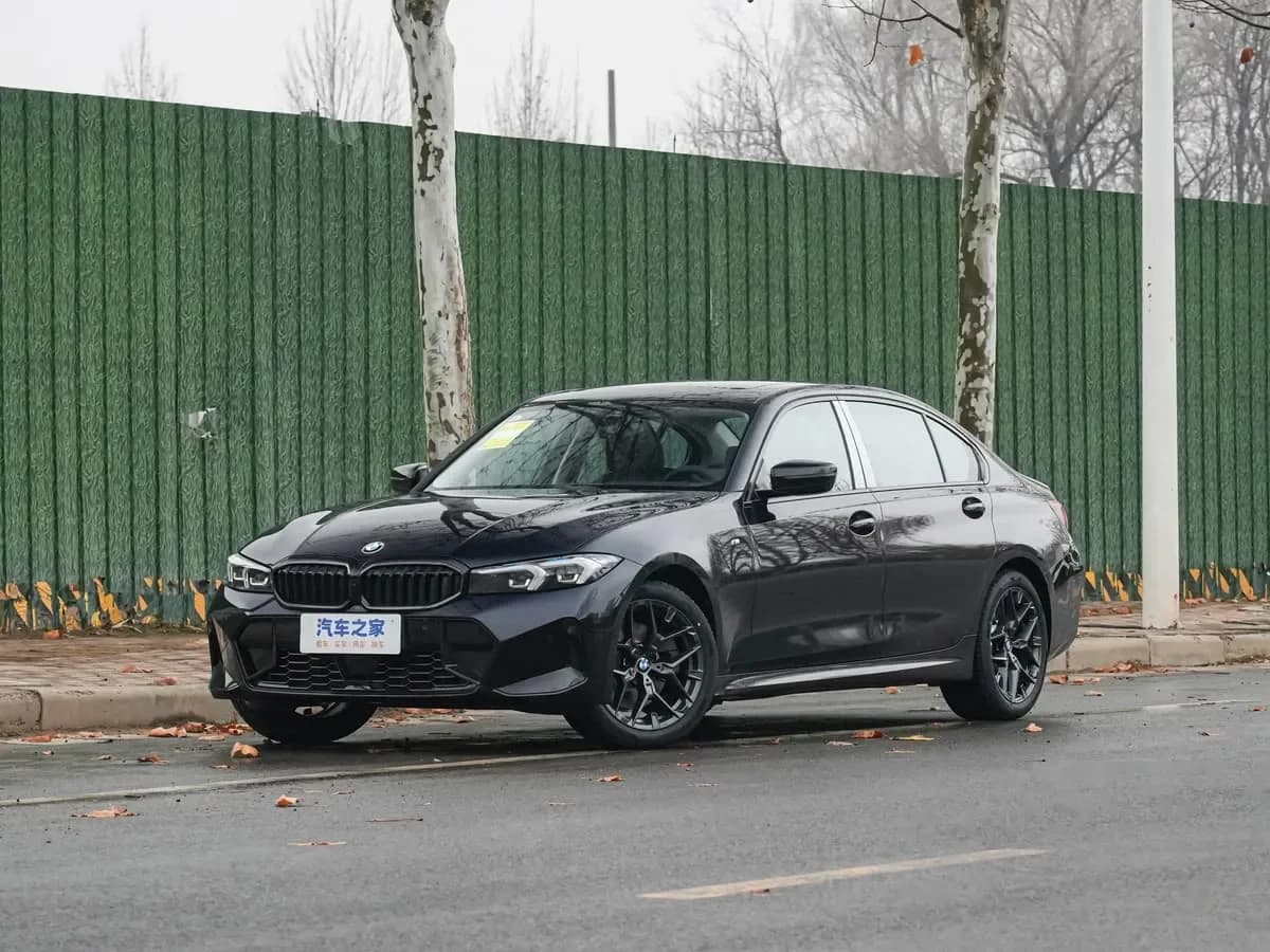 БМВ 3 Series 2024