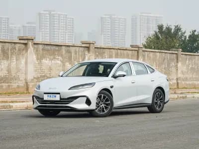 BYD Seal 06 DM-i 2025 120KMPrestige