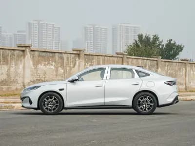 BYD Seal 06 DM-i 2025 120KMPrestige 4