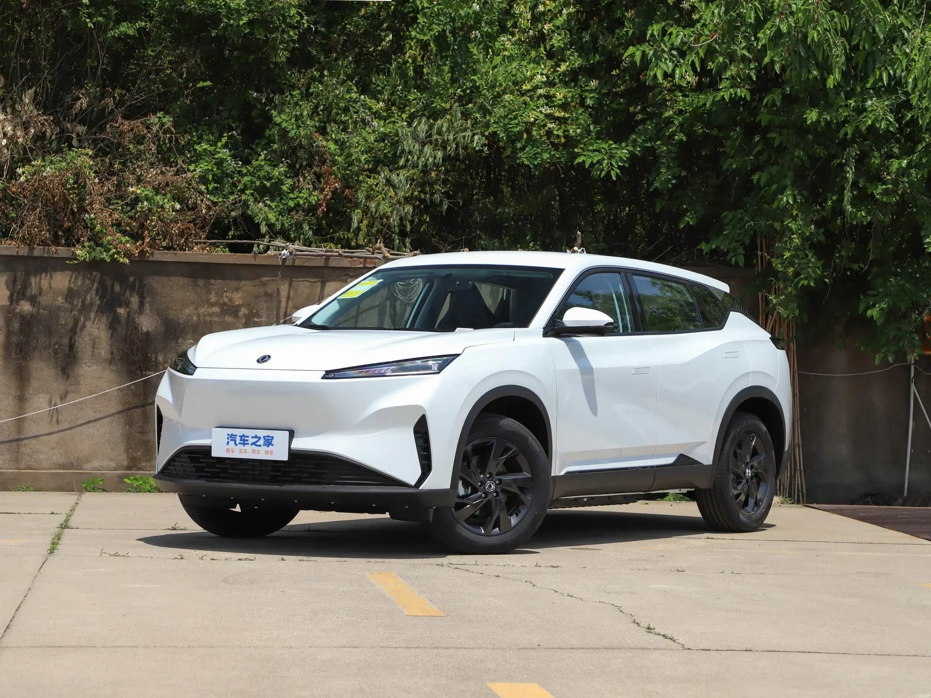 Aeolus SKY EV01 2024 Dongfeng 445km PRO