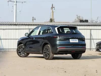 Geely Galaxy Starship 7 2026 130km Launch Edition + Tech Package 5