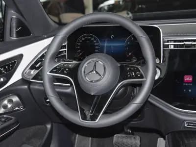 Mercedes-Benz E-Class 2018 8