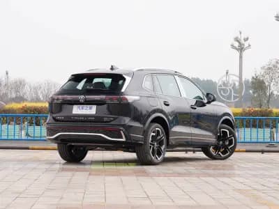Фольксваген Tiguan L 2021 7