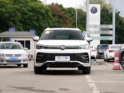 Фольксваген Tiguan L 2021 10