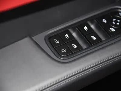 Porsche Cayenne E-Hybrid 2023 9