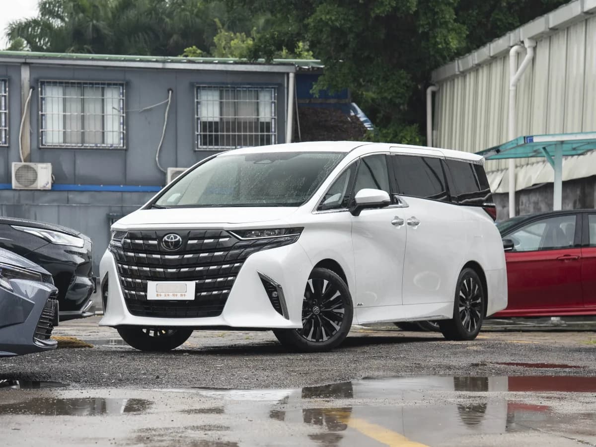 Toyota Alphard 2020