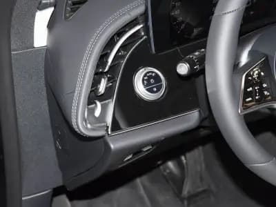 Мерседес-Бенц E-Class 2023 7