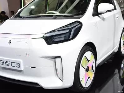 لي أوتو ONE 2022 4