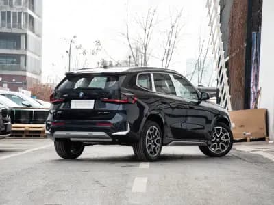 بي إم دبليو X1 2024 7