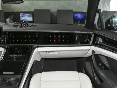 Порше Panamera E-Hybrid 2021 6