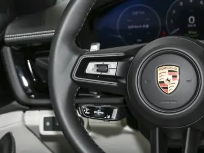 Порше Panamera E-Hybrid 2021 9