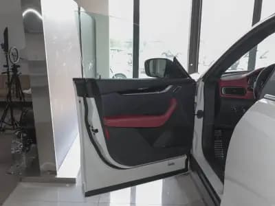 مازيراتي Levante 2020 9