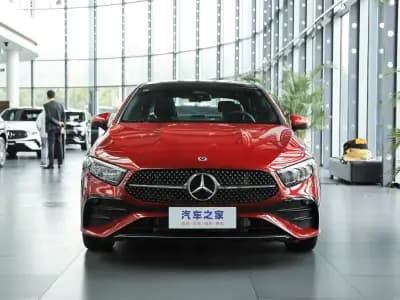 Мерседес-Бенц A-Class 2023 2