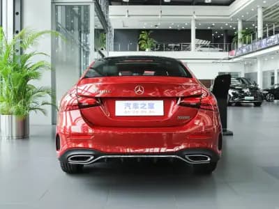 Мерседес-Бенц A-Class 2023 5