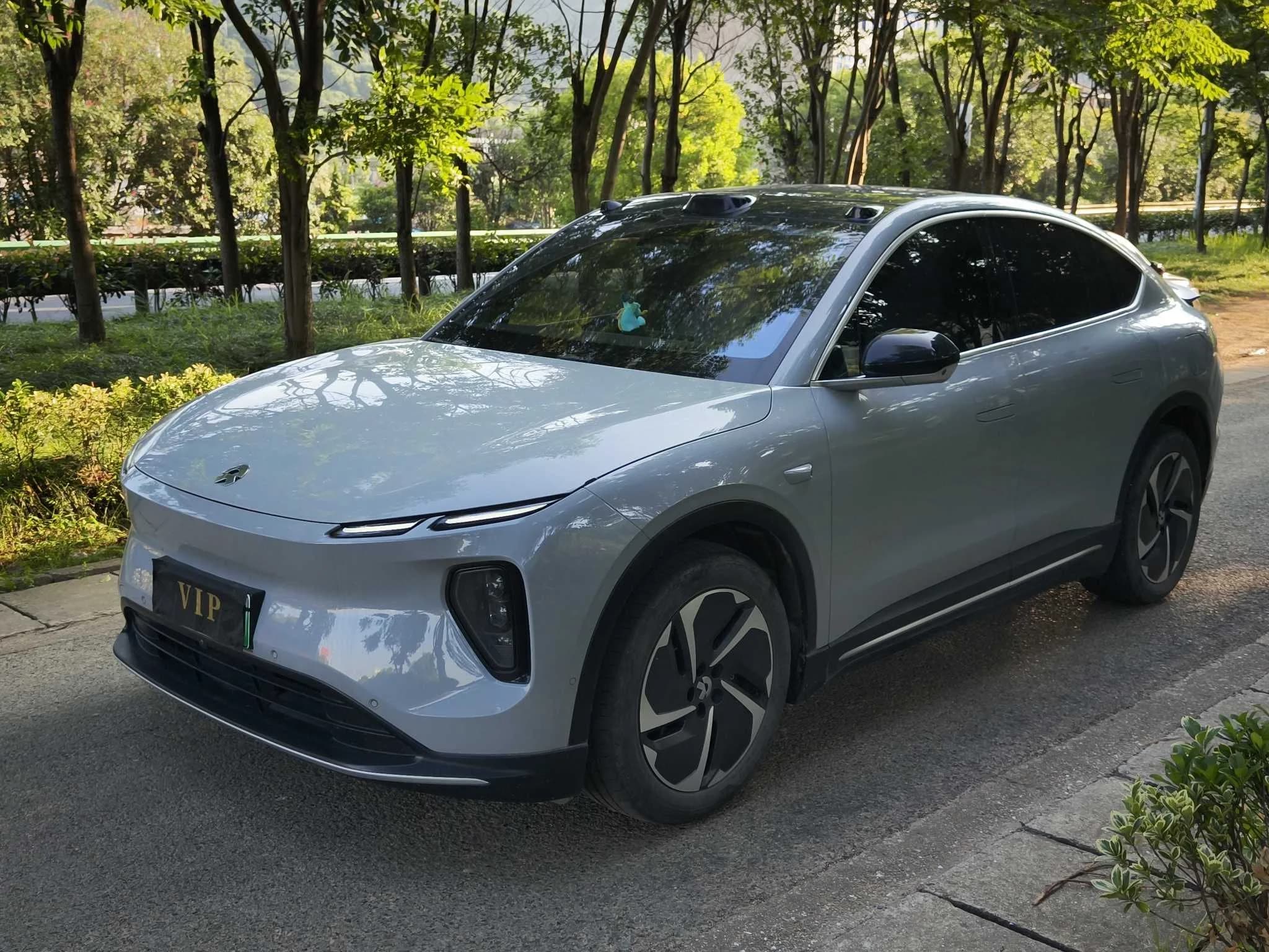 蔚来 EC6 2024款 75kWh 电池租赁版