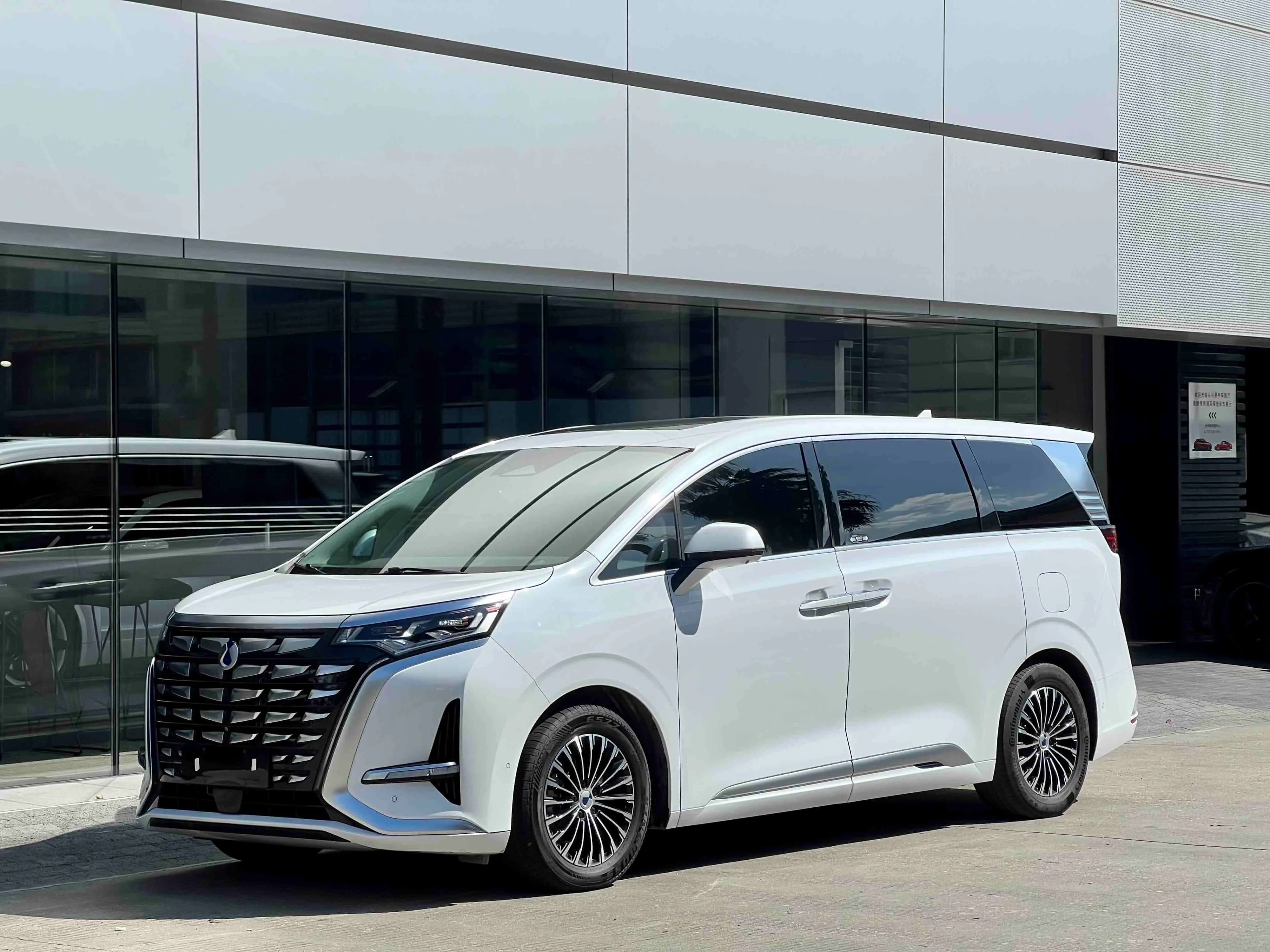 Denza D9 2022 D9 DM-i 970 AWDFlagship