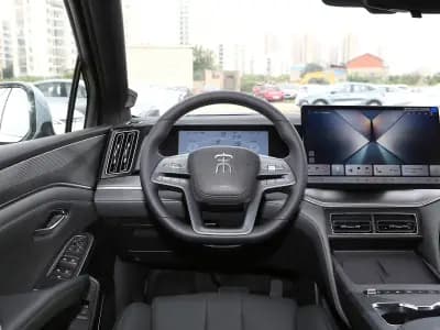 BYD Song L DM-i 2025 112KMSurpass 12