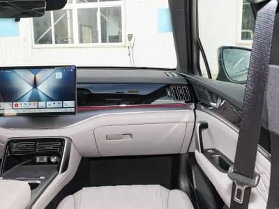 BYD Tang DM-i 2025 115KMFlagship 14