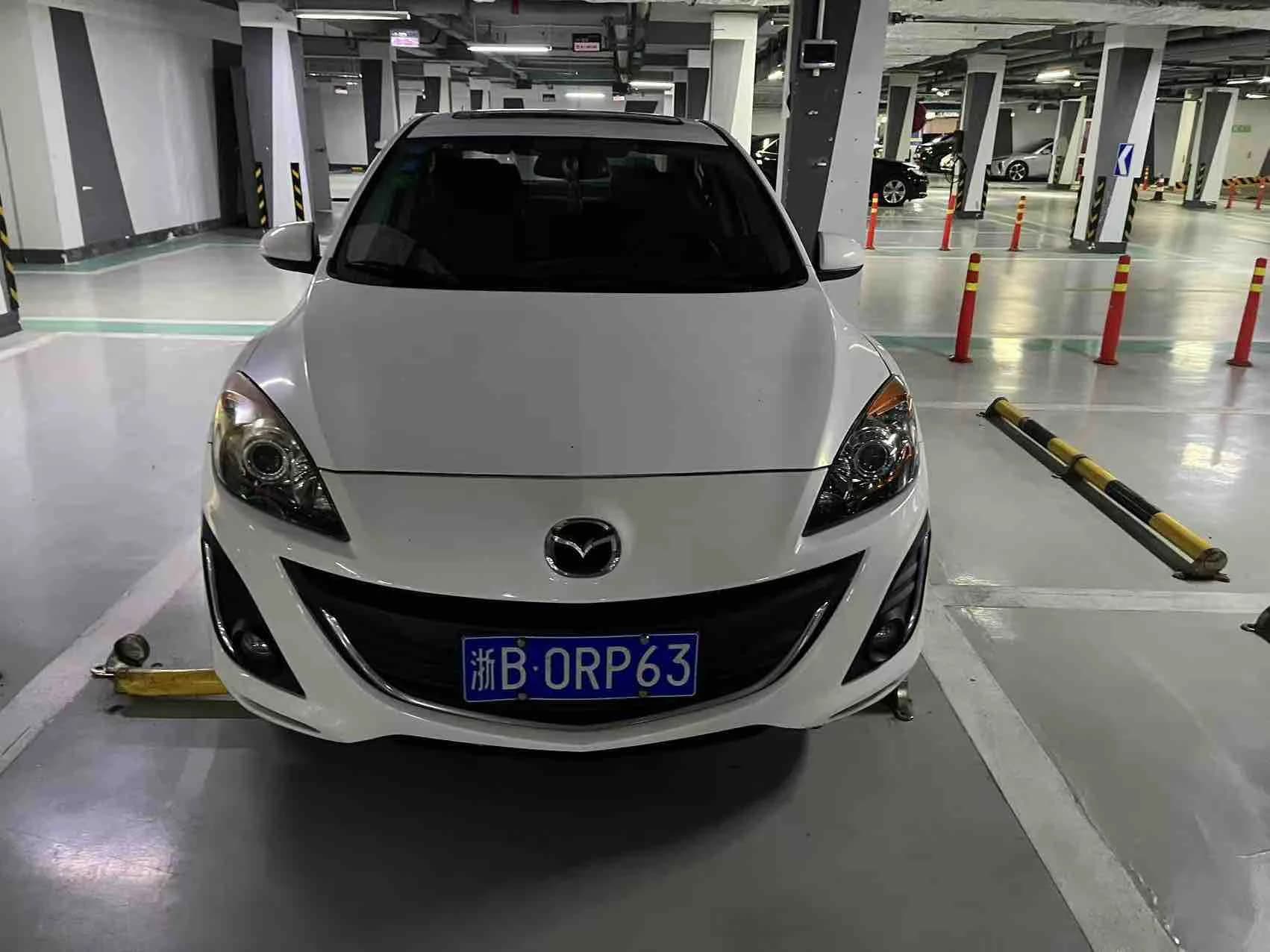 马自达 3星骋 2015款 三厢 1.6L 自动精英型