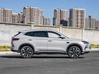 BYD Song Plus DM-i 2025 112KM Honor 8