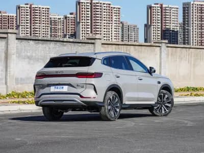 BYD Song Plus DM-i 2025 112KM Honor 7