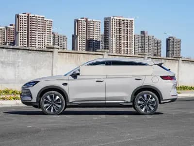 BYD Song Plus DM-i 2025 112KM Honor 4