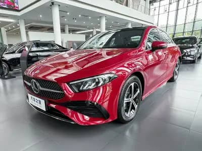 Мерседес-Бенц A-Class 2023 1