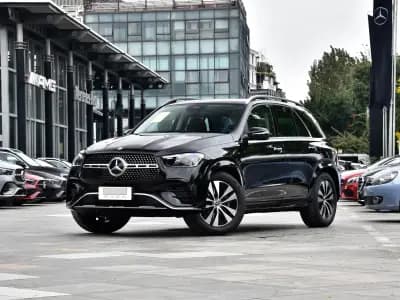 Мерседес-Бенц GLE 2023 1