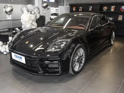 Порше Panamera 2018 2