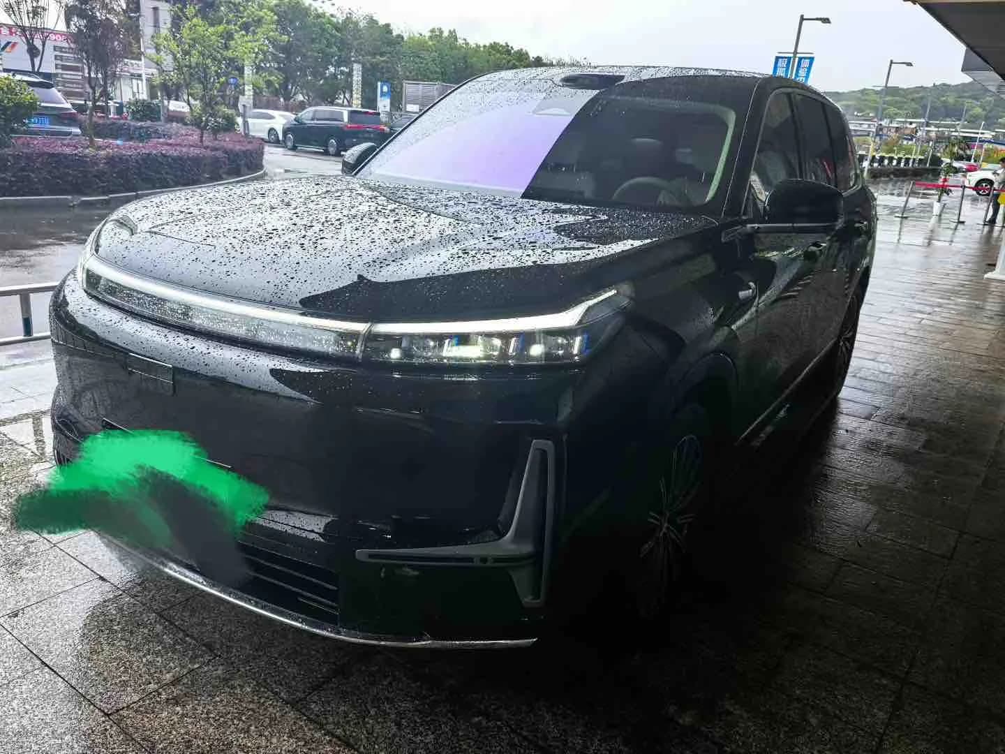 吉利银河 银河M9 2025款 吉利 230km 两驱探索版