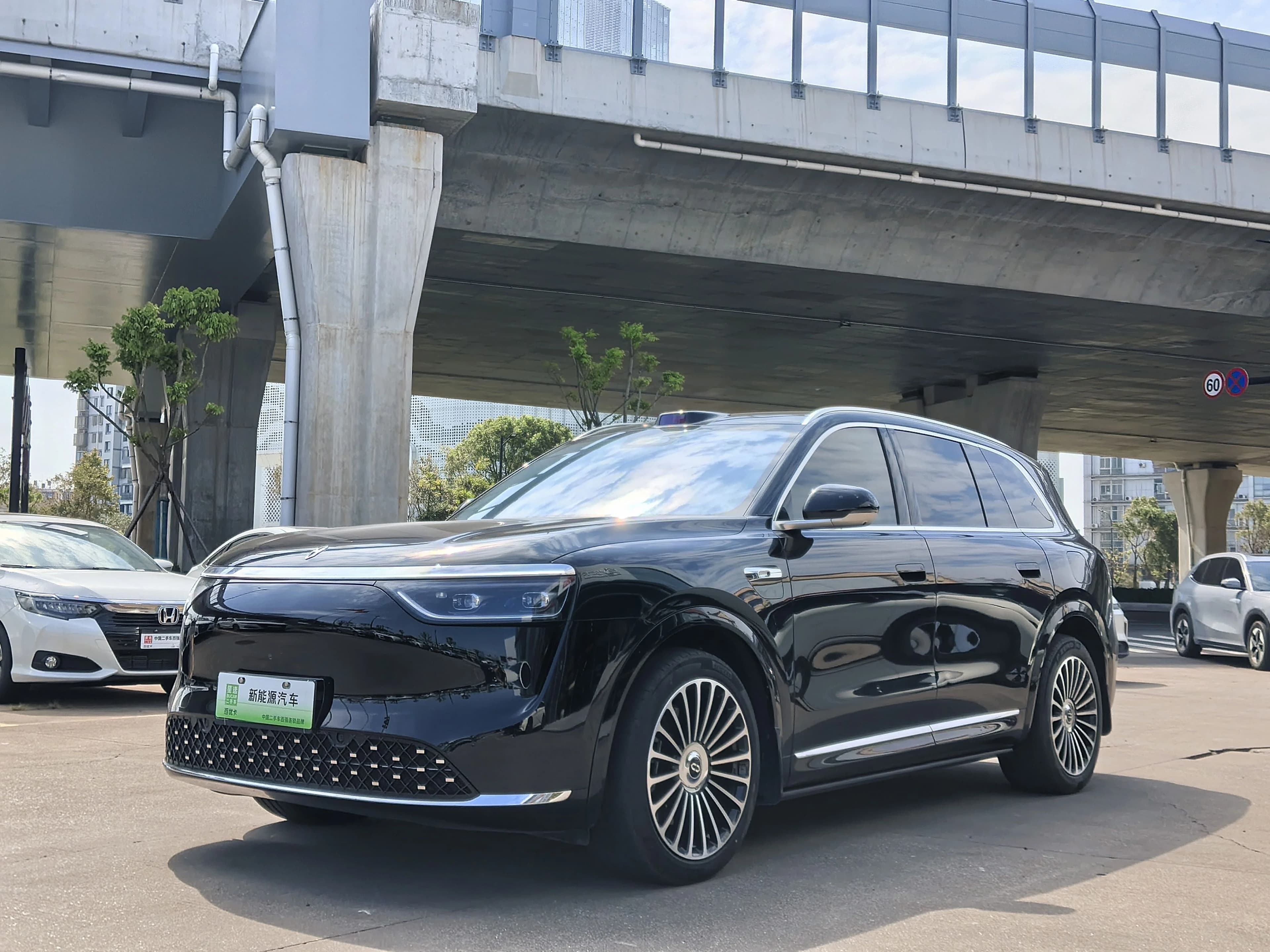AITO M8 2025 EREV Max+ 53.4kWh 6-Seat(192Line LiDAR)